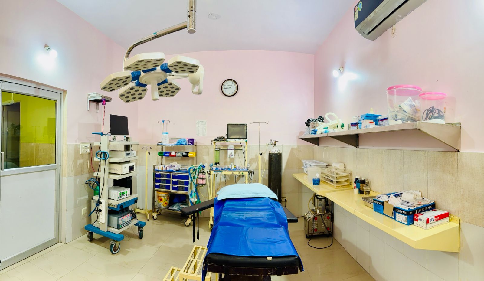 Advanced Surgical Suite
